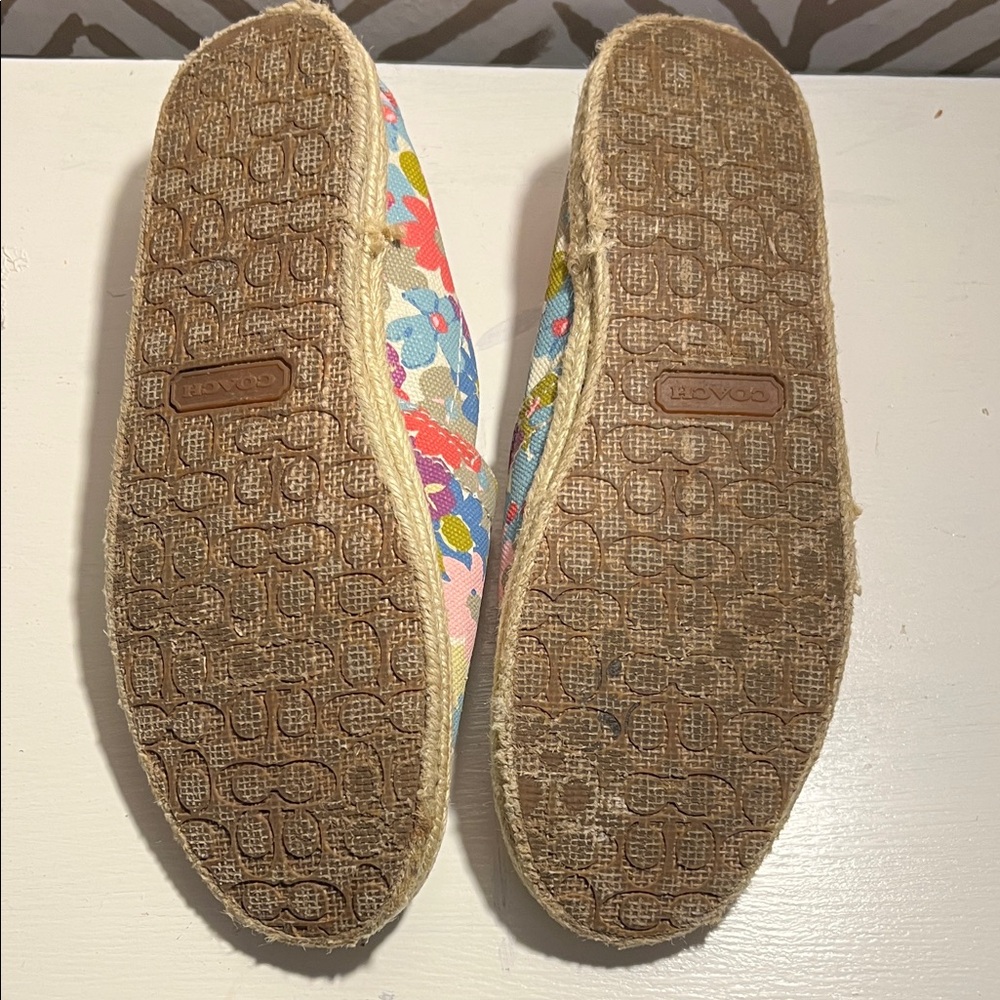 Coach Multicolor Floral Canvas Espadrilles with Coral Insole - Picture 4 of 4
